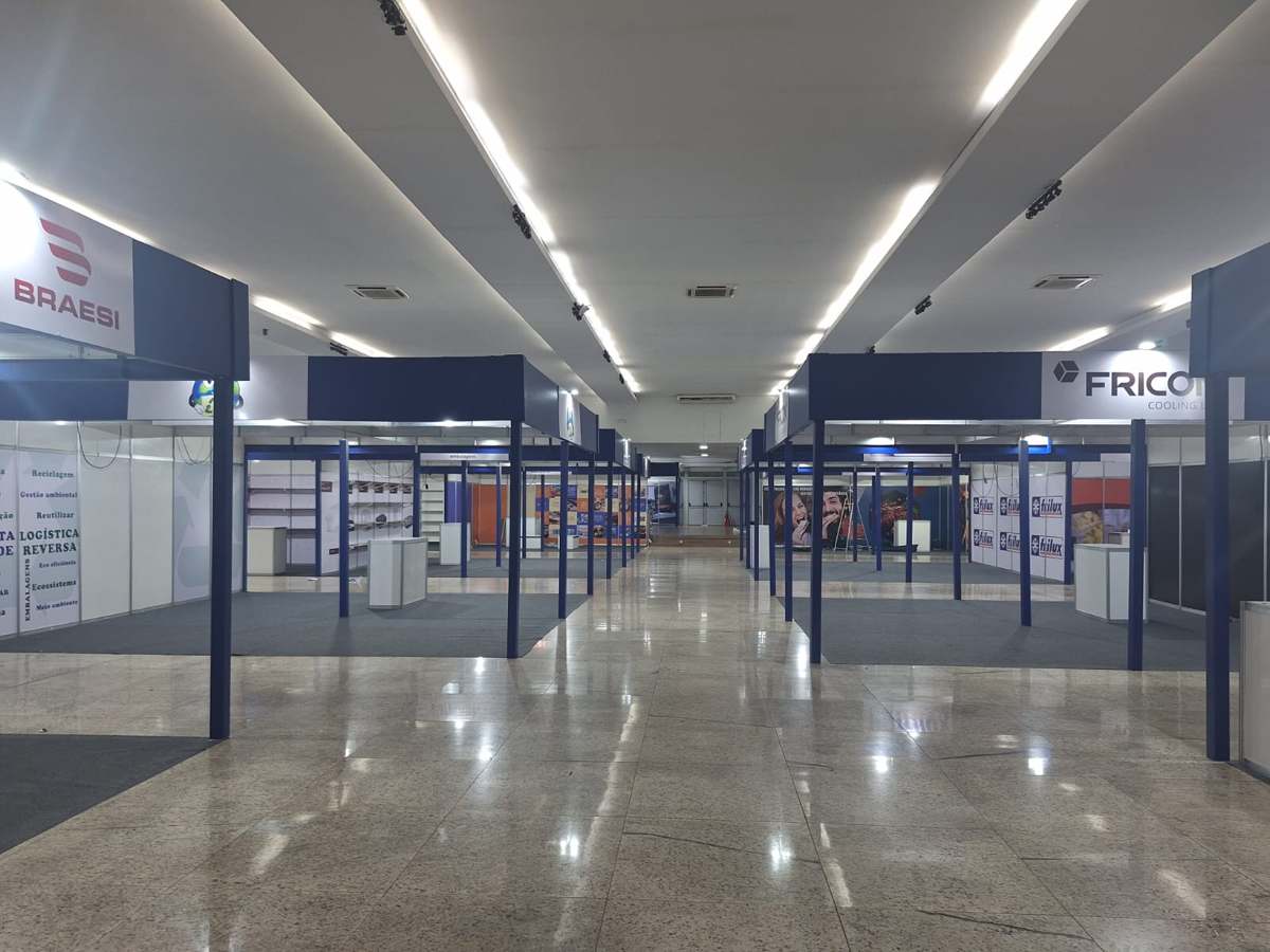 Estruturas e estandes em Octanorm