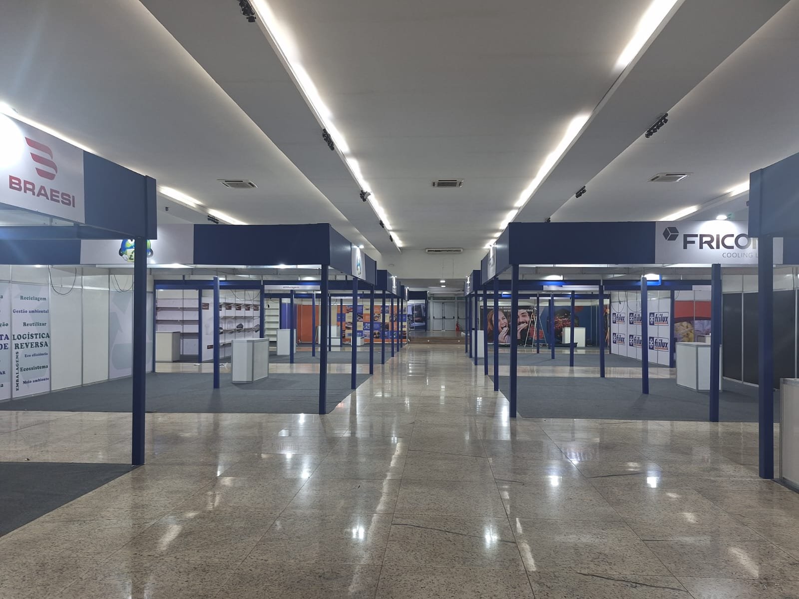 Estruturas e Estandes Octanorm